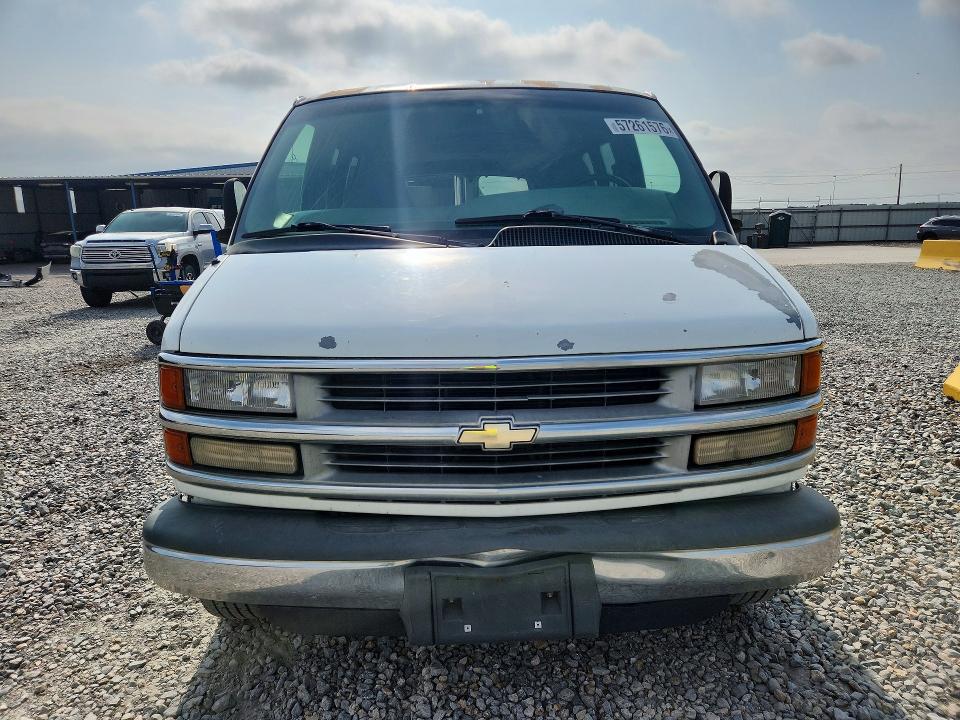 2000 Chevrolet Express G3500 მანქანა იყიდება აუქციონზე, vin: 1GAHG39R8Y1272022, აუქციონის ნომერი: 57261576