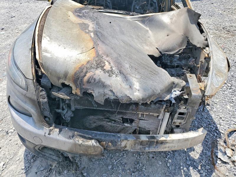 56841166 :رقم المزاد ، 1C4PJLCS5FW589689 vin ، 2015 Jeep Cherokee مزاد بيع