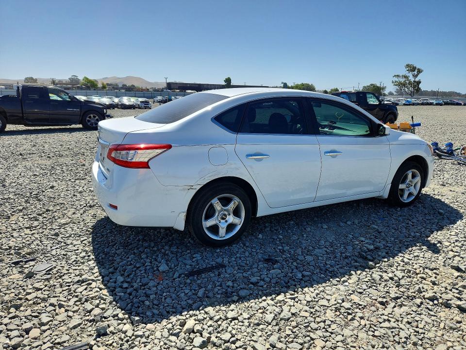 56489746 :رقم المزاد ، 3N1AB7AP9EY304429 vin ، 2014 Nissan Sentra مزاد بيع