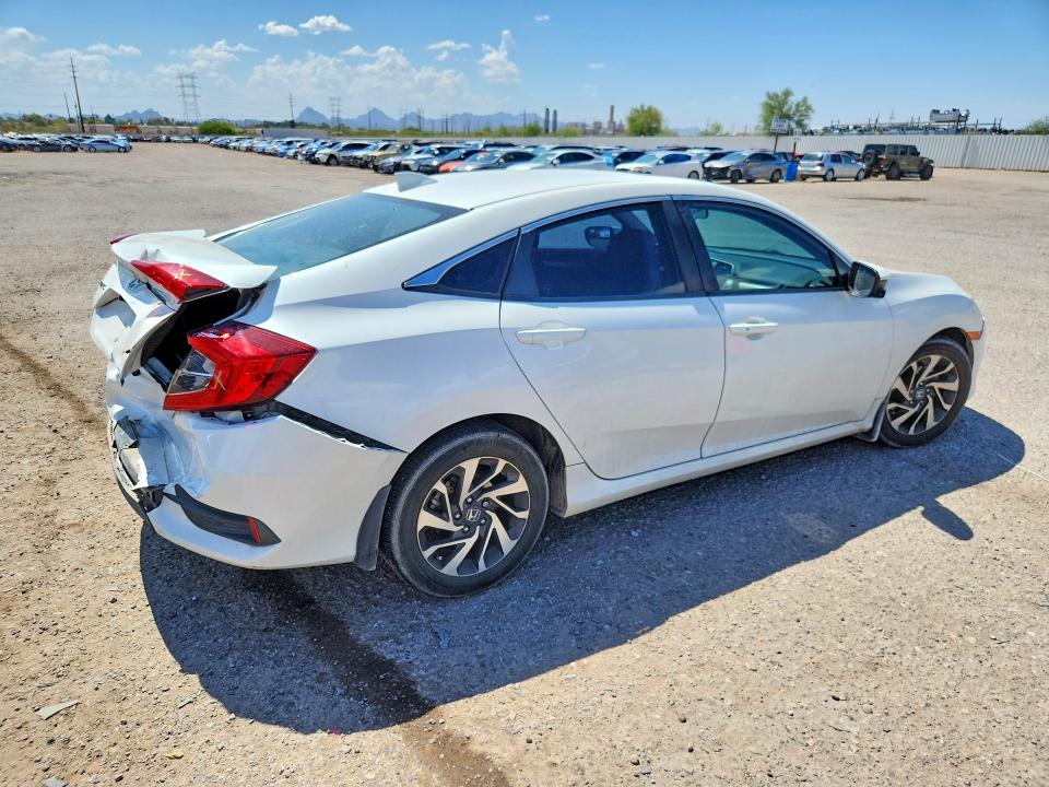 Aukcja sprzedaży 2018 Honda Civic, vin: 19XFC2F79JE019401, numer aukcji: 55951456
