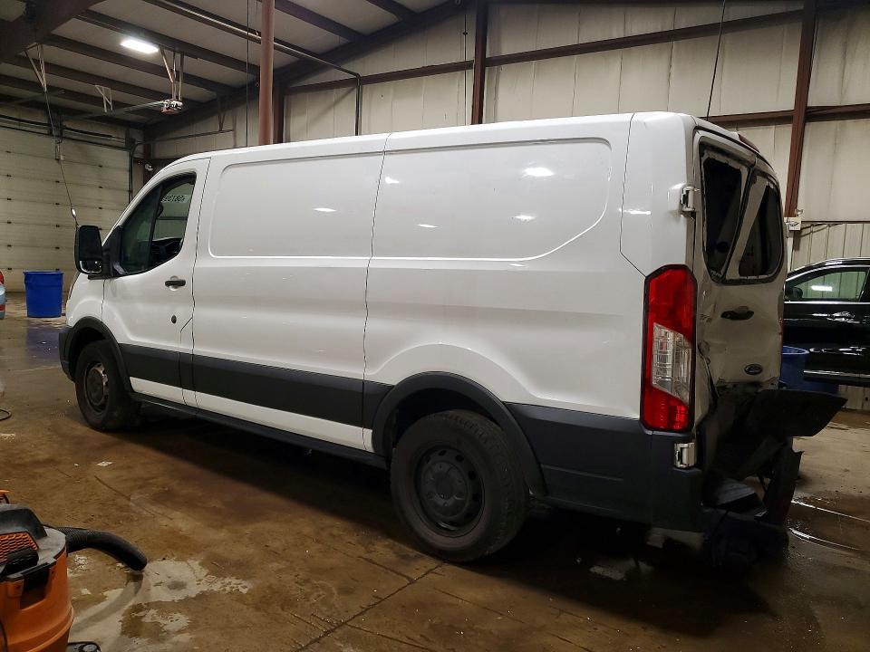 58739516 :رقم المزاد ، 1FTYE1Y8XLKB52204 vin ، 2020 Ford Transit مزاد بيع