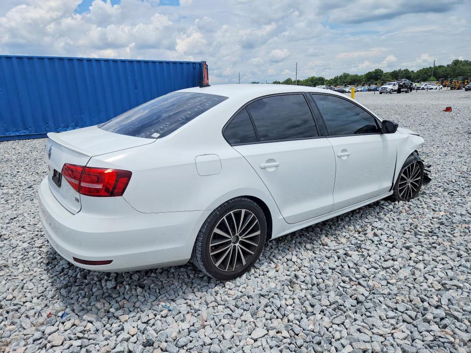 56818976 :رقم المزاد ، 3VWD17AJXFM408863 vin ، 2015 Volkswagen Jetta مزاد بيع