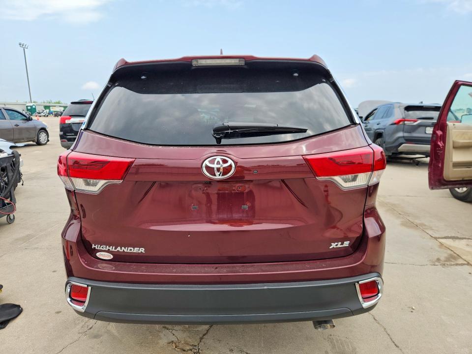 Продаж на аукціоні авто 2019 Toyota Highlander, vin: 5TDKZRFH6KS301159, номер лоту: 58058126