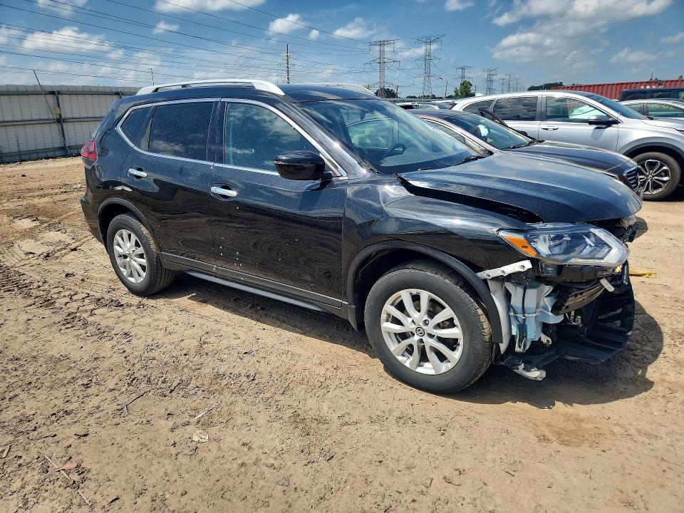 Продажа на аукционе авто 2018 Nissan Rogue, vin: 5N1AT2MV8JC814213, номер лота: 58590336