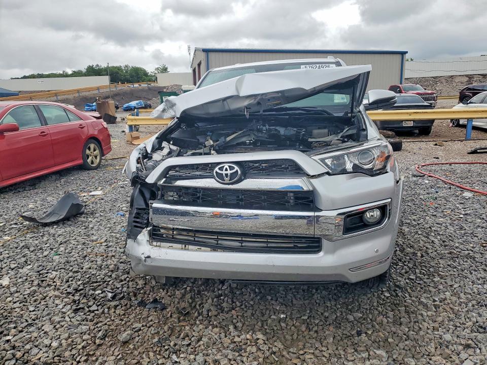 Продаж на аукціоні авто 2018 Toyota 4runner, vin: JTEBU5JR8J5598085, номер лоту: 57624926