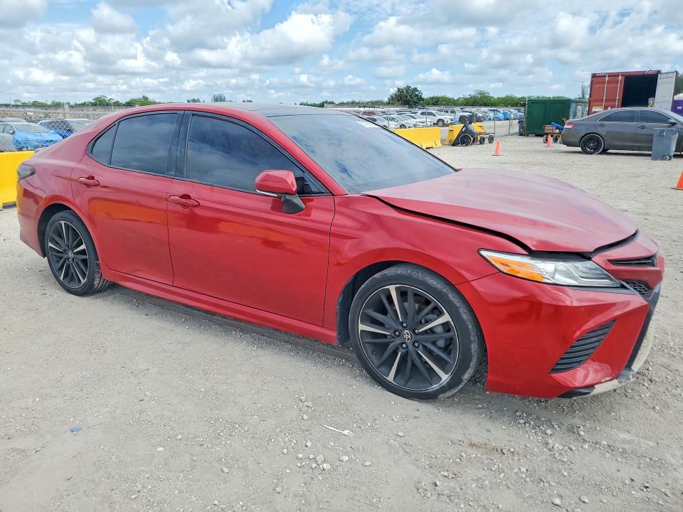 57195676 :رقم المزاد ، 4T1K61AK5LU396755 vin ، 2020 Toyota Camry مزاد بيع