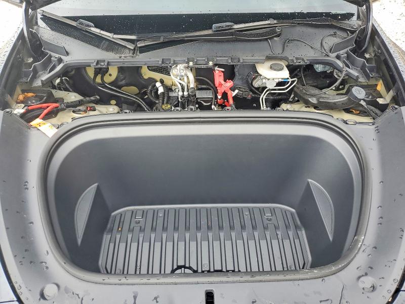 2024 Tesla Model Y მანქანა იყიდება აუქციონზე, vin: 7SAYGDEE5RF037184, აუქციონის ნომერი: 56110156
