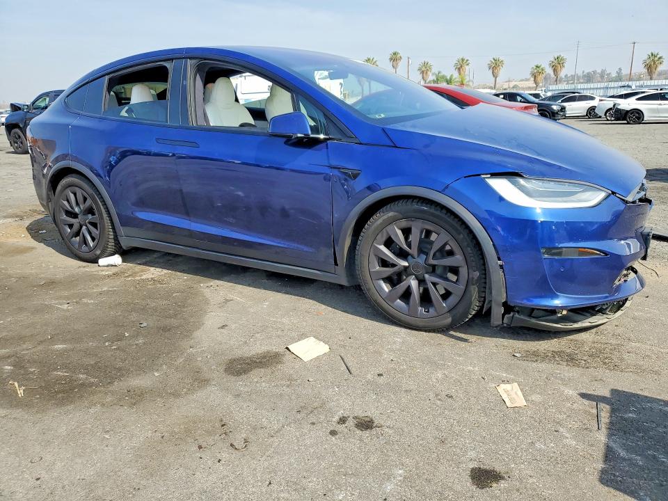 Продажа на аукционе авто 2022 Tesla Model X, vin: 7SAXCBE53NF329261, номер лота: 55973946
