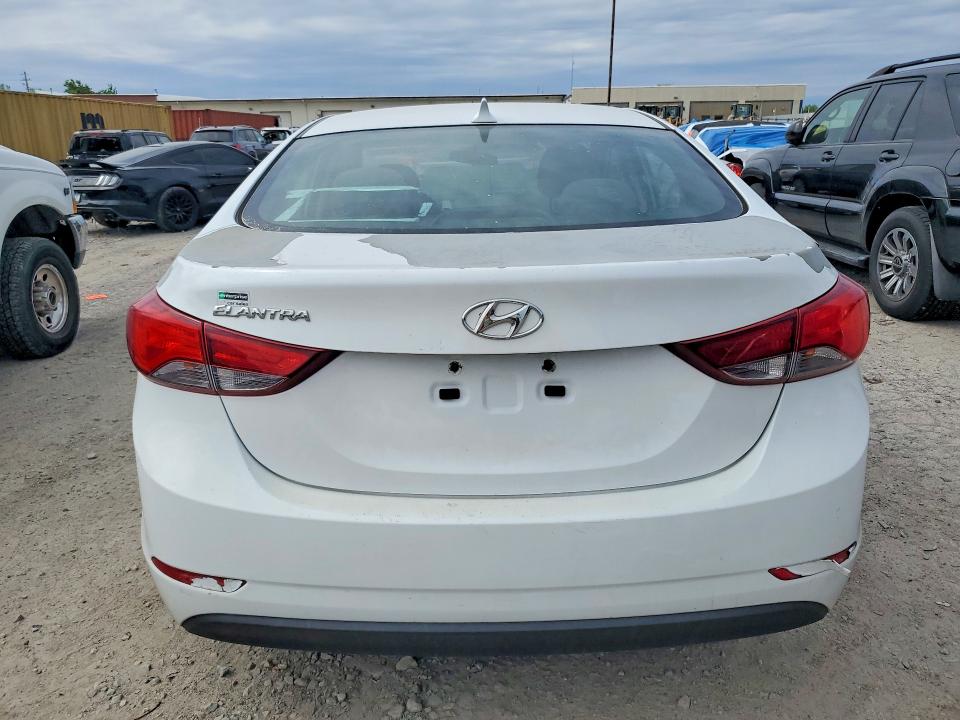 2015 Hyundai Elantra მანქანა იყიდება აუქციონზე, vin: 5NPDH4AE7FH580189, აუქციონის ნომერი: 55758606