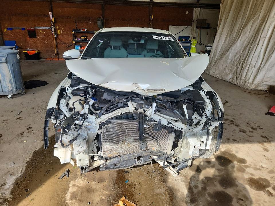 58022726 :رقم المزاد ، NMTKHMBX8KR100400 vin ، 2019 Toyota C-hr مزاد بيع