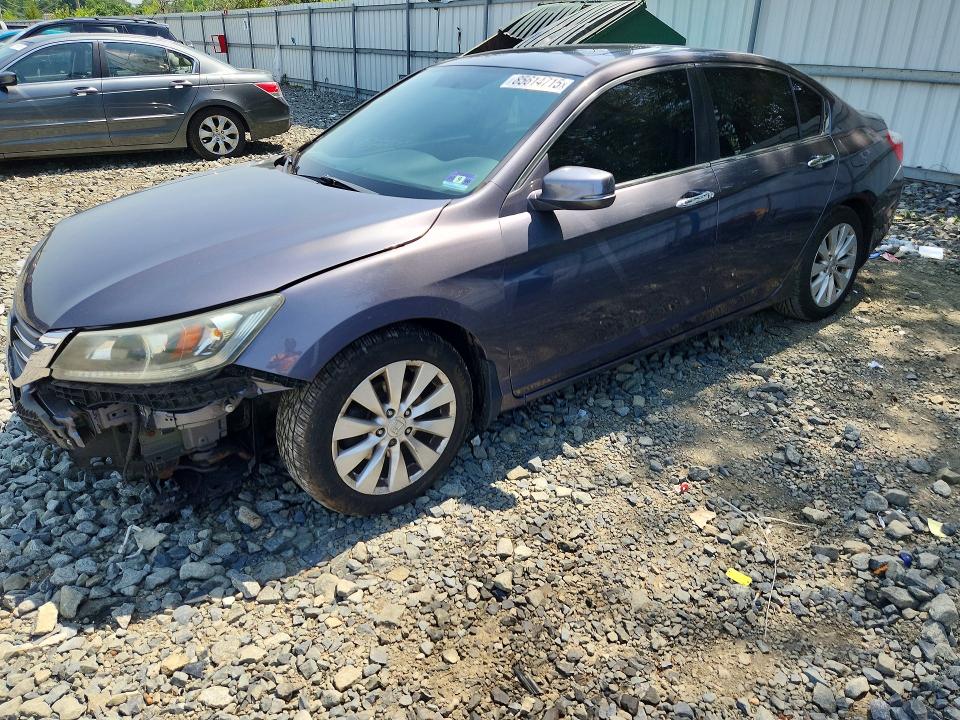85614715 :رقم المزاد ، 1HGCR2F73FA103596 vin ، 2015 Honda Accord مزاد بيع