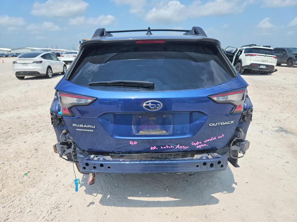 58240986 :رقم المزاد ، 4S4BTAFC6N3107594 vin ، 2022 Subaru Outback مزاد بيع