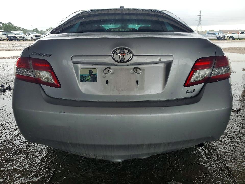 57783946 :رقم المزاد ، 4T1BF3EK7AU528479 vin ، 2010 Toyota Camry مزاد بيع