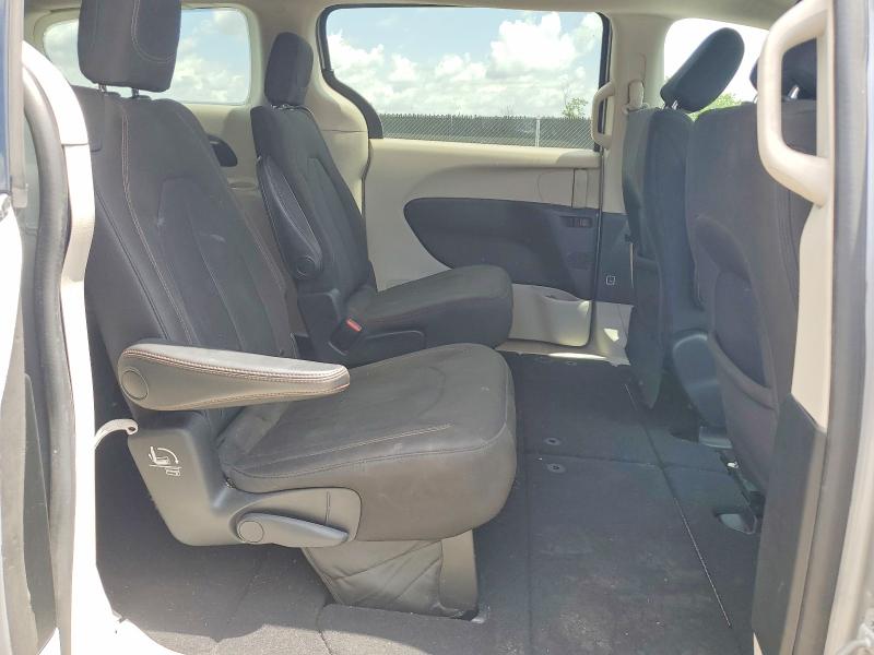 Продажа на аукционе авто 2017 Chrysler Pacifica, vin: 2C4RC1CG9HR739172, номер лота: 58208516