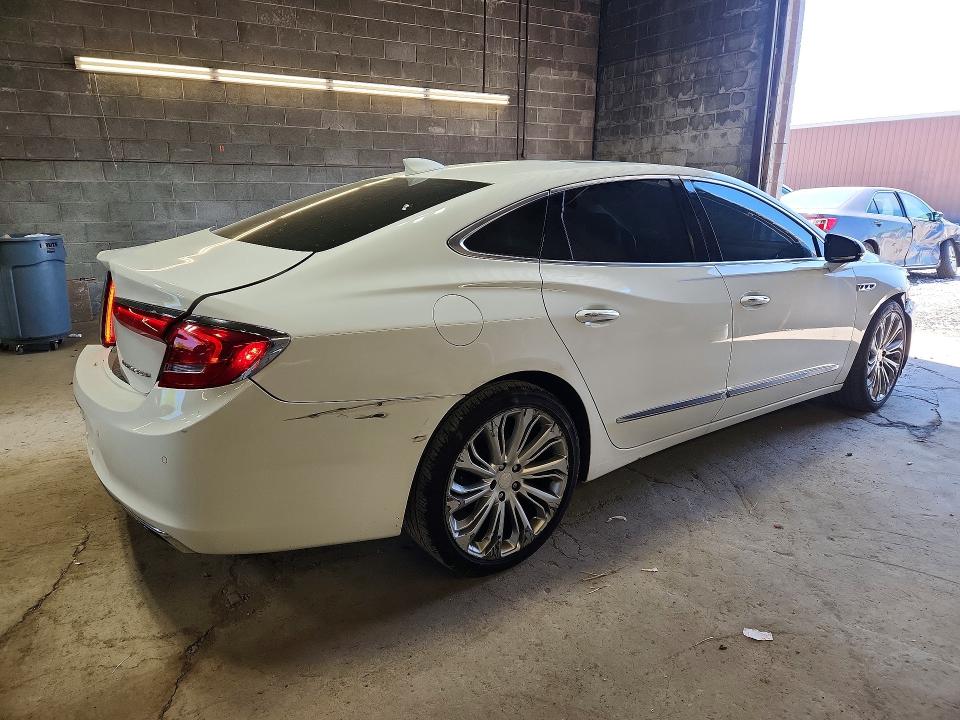 55945776 :رقم المزاد ، 1G4ZP5SS0HU186797 vin ، 2017 Buick Lacrosse مزاد بيع
