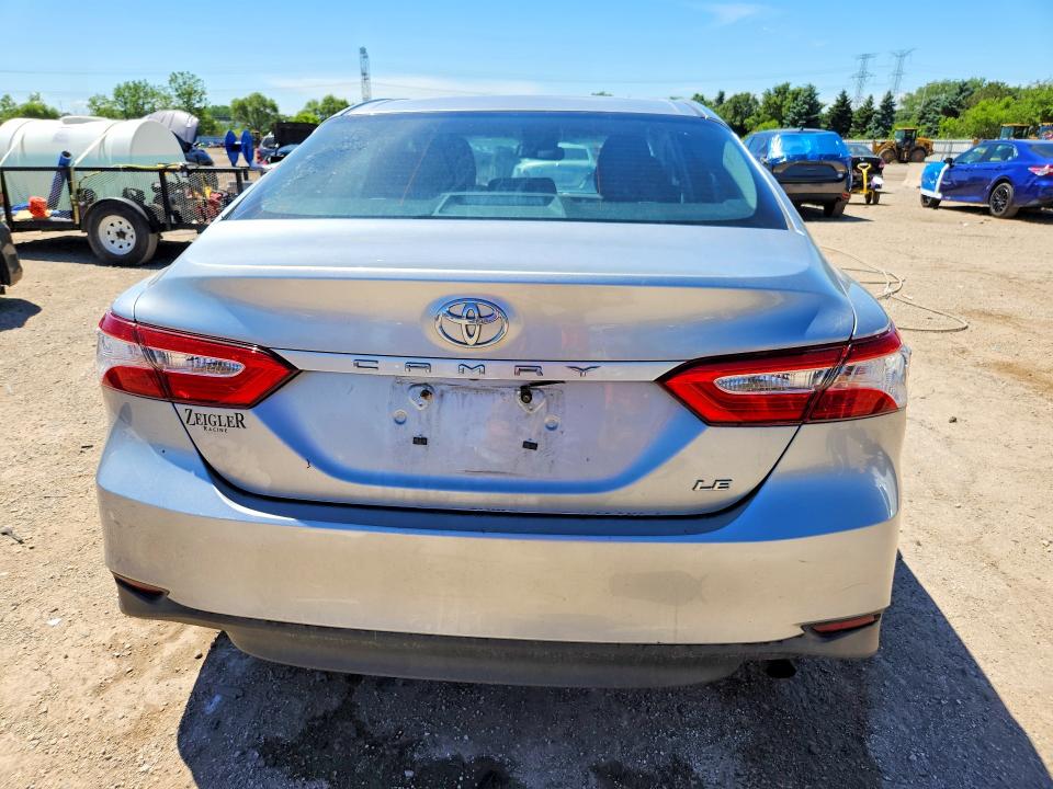 Продажа на аукционе авто 2018 Toyota Camry, vin: 4T1B11HK6JU637062, номер лота: 57916736