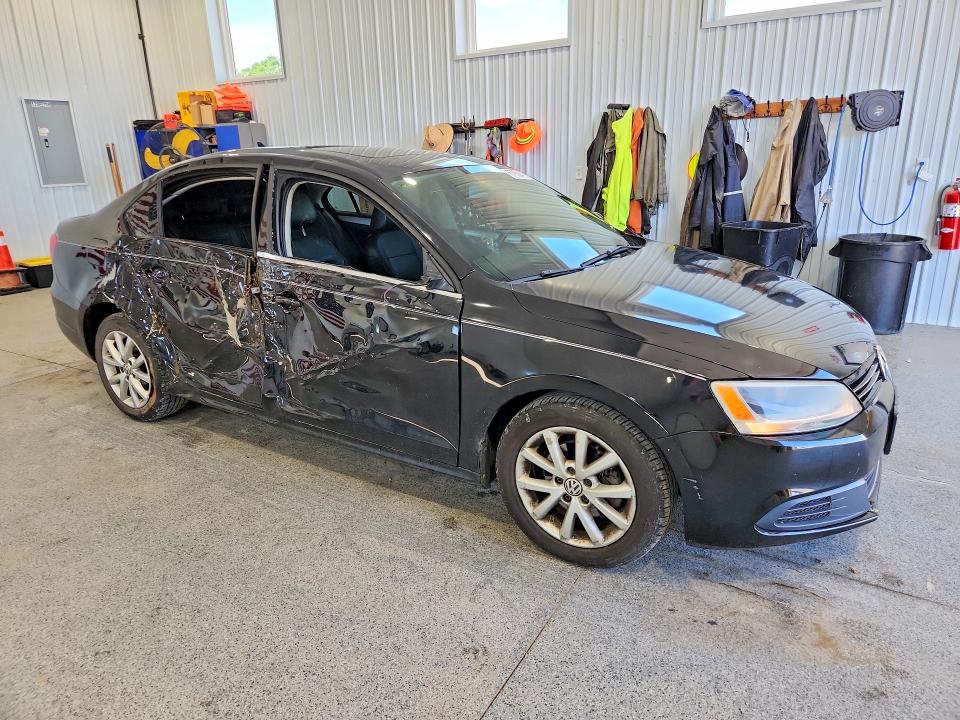 57850416 :رقم المزاد ، 3VWD17AJ9EM389432 vin ، 2014 Volkswagen Jetta مزاد بيع