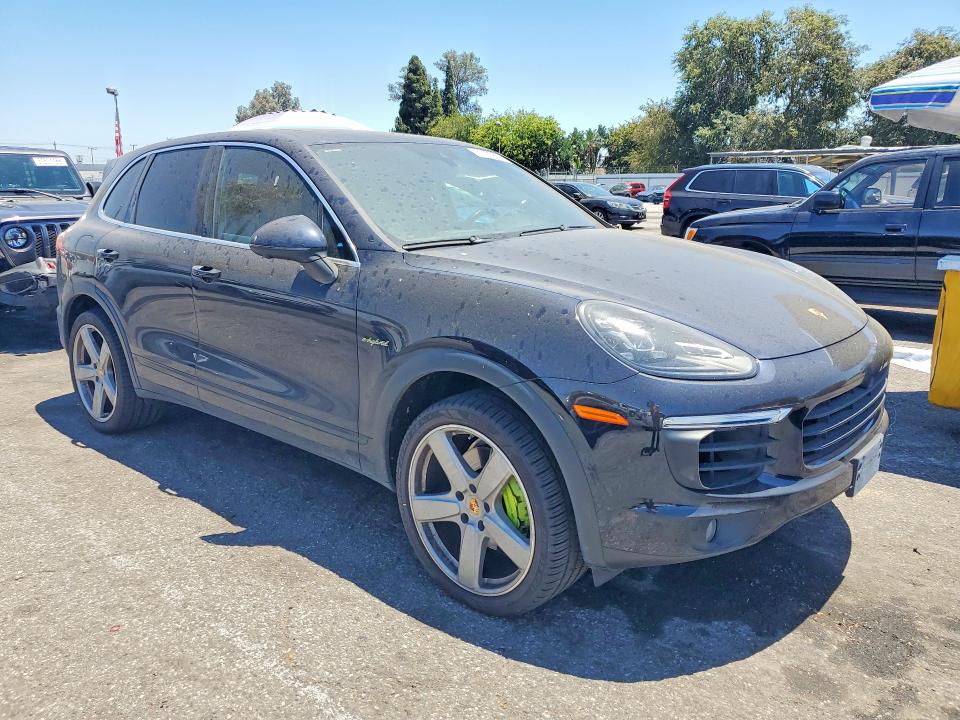 Продаж на аукціоні авто 2016 Porsche Cayenne, vin: WP1AE2A2XGLA64426, номер лоту: 57435896