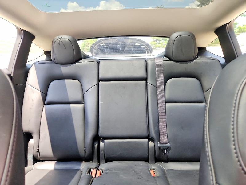 2024 Tesla Model Y მანქანა იყიდება აუქციონზე, vin: 7SAYGAEE7RF209701, აუქციონის ნომერი: 57852046