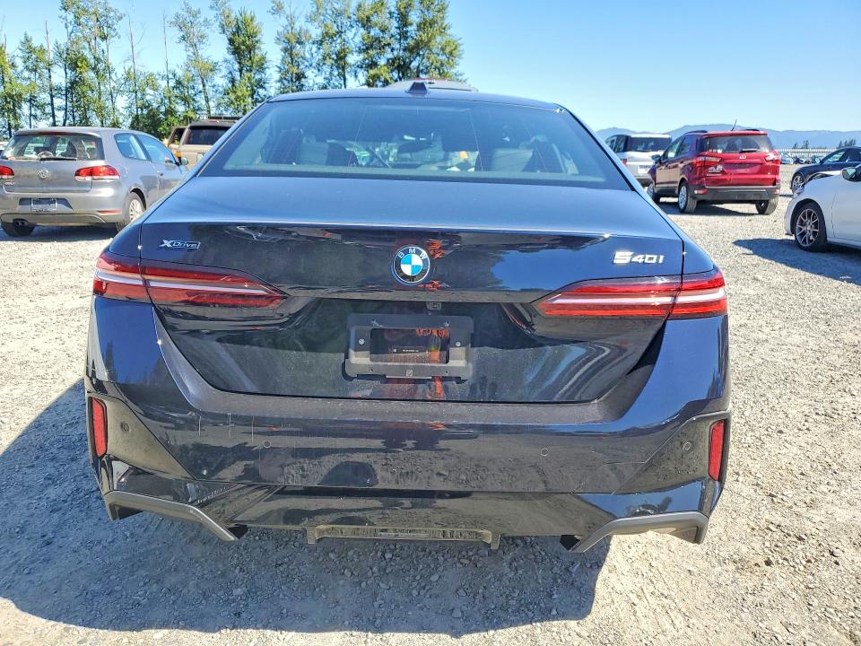 55471866 :رقم المزاد ، WBA63FJ04RCR91182 vin ، 2024 Bmw 540 مزاد بيع