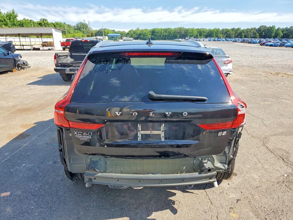 Продаж на аукціоні авто 2022 Volvo Xc60, vin: YV4L12DL8N1910231, номер лоту: 57357986