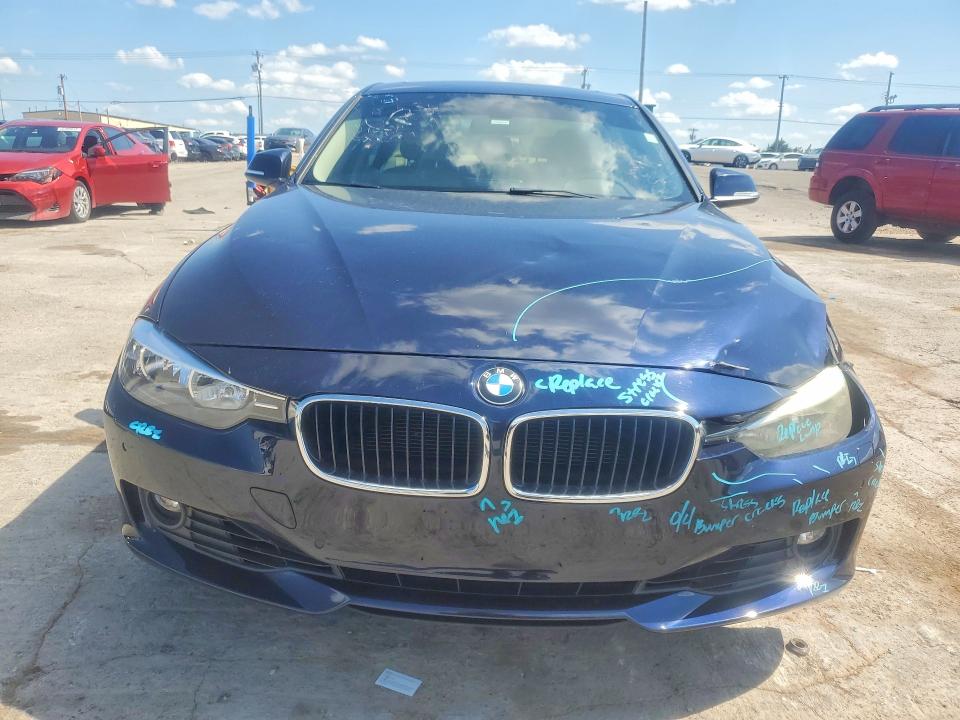 2015 Bmw 328 მანქანა იყიდება აუქციონზე, vin: WBA3B5G56FNS18667, აუქციონის ნომერი: 55120246