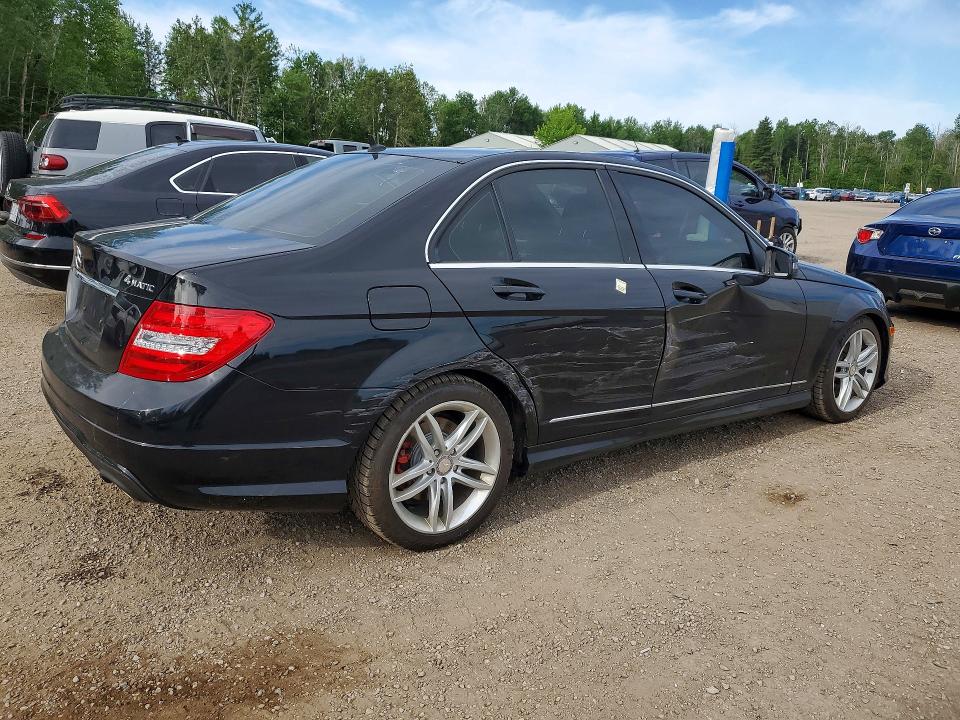 Продажа на аукционе авто 2013 Mercedes-benz C, vin: WDDGF8ABXDA813914, номер лота: 56324856