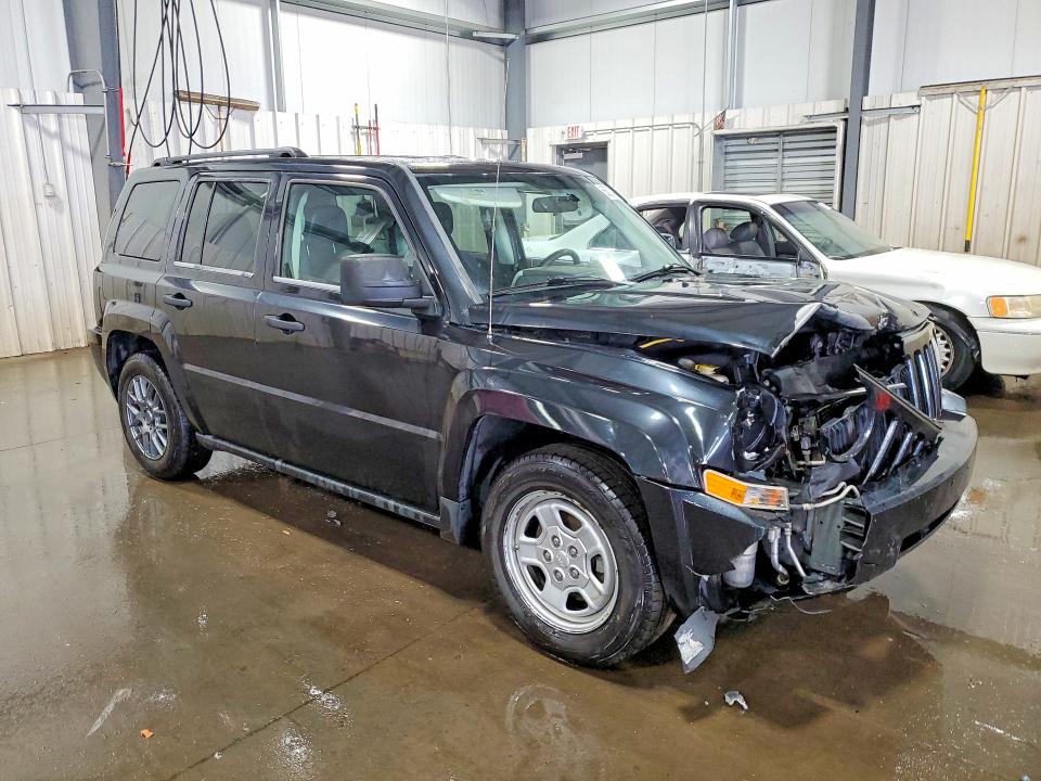 56833406 :رقم المزاد ، 1J8FT28W38D777131 vin ، 2008 Jeep Patriot مزاد بيع