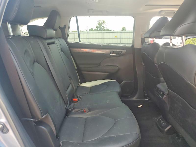 2021 Toyota Highlander მანქანა იყიდება აუქციონზე, vin: 5TDDZRBH8MS149001, აუქციონის ნომერი: 58106116
