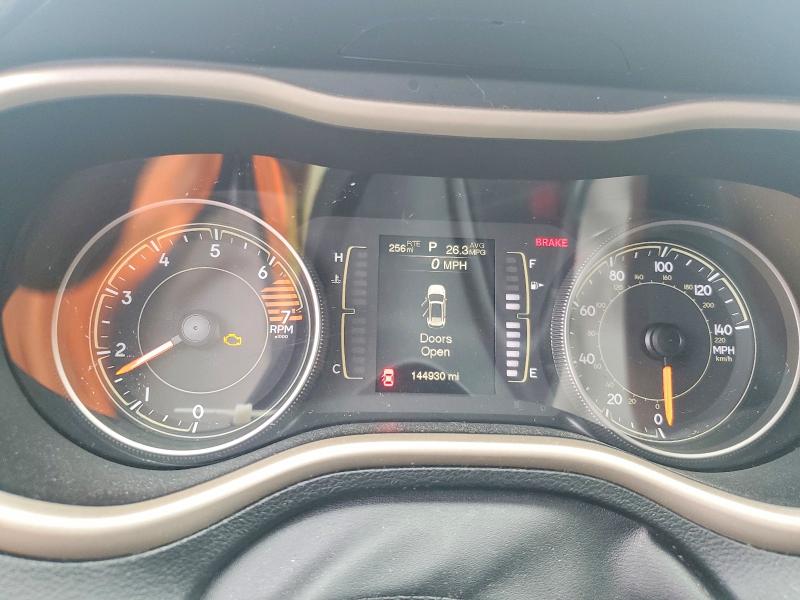 2017 Jeep Cherokee მანქანა იყიდება აუქციონზე, vin: 1C4PJLCB9HW663215, აუქციონის ნომერი: 55673046