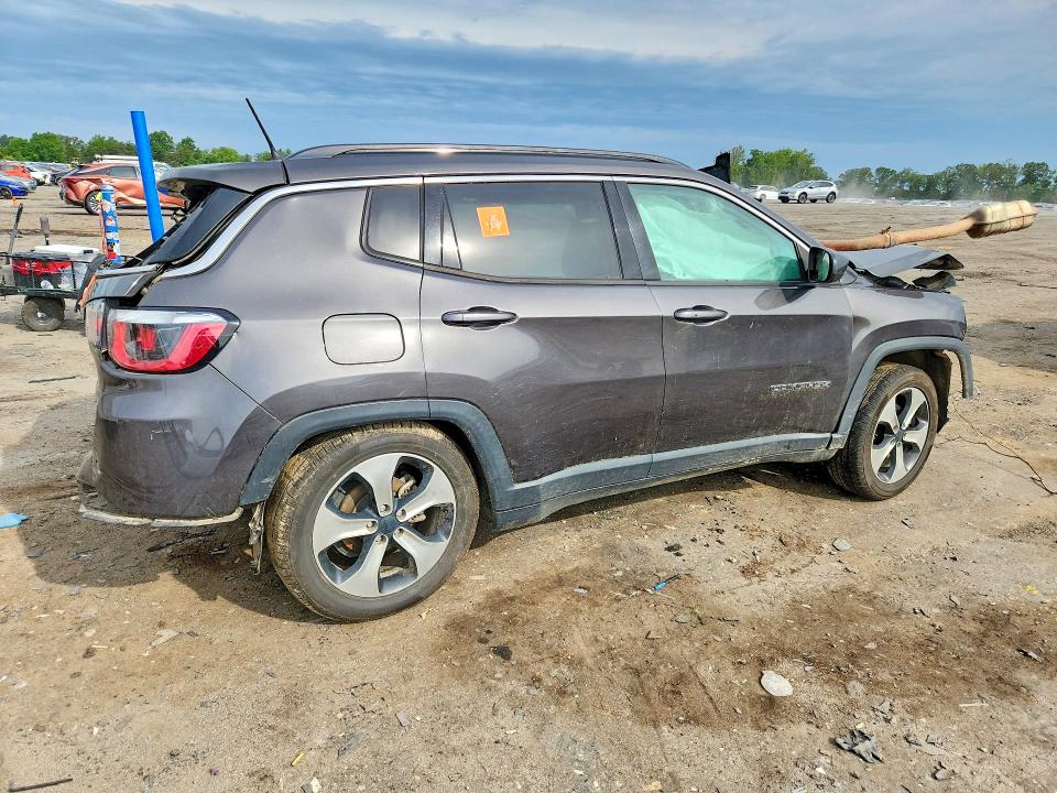 2017 Jeep Compass მანქანა იყიდება აუქციონზე, vin: 3C4NJCBB5HT620683, აუქციონის ნომერი: 57633006