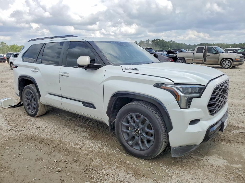 54518926 :رقم المزاد ، 7SVAAABA3RX041259 vin ، 2024 Toyota Sequoia مزاد بيع