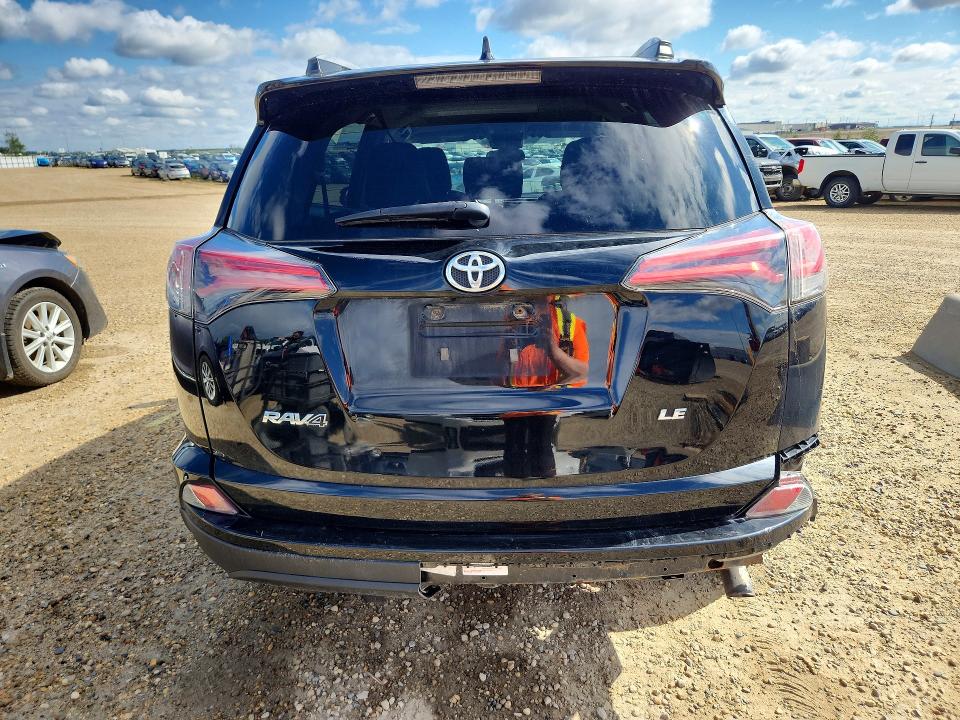 Продажа на аукционе авто 2018 Toyota Rav4, vin: 2T3BFREV0JW845329, номер лота: 52847046