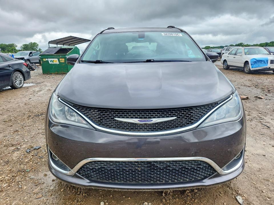 58390156 :رقم المزاد ، 2C4RC1BG5KR721423 vin ، 2019 Chrysler Pacifica مزاد بيع