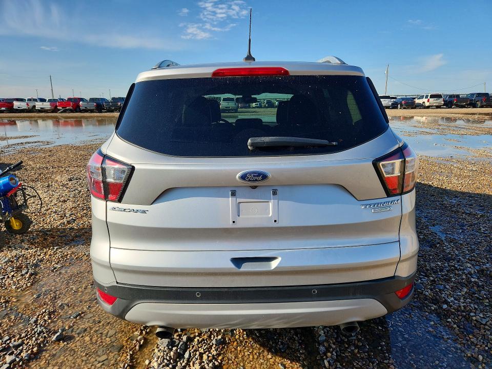 Продаж на аукціоні авто 2018 Ford Escape, vin: 1FMCU0J96JUC88157, номер лоту: 58688406