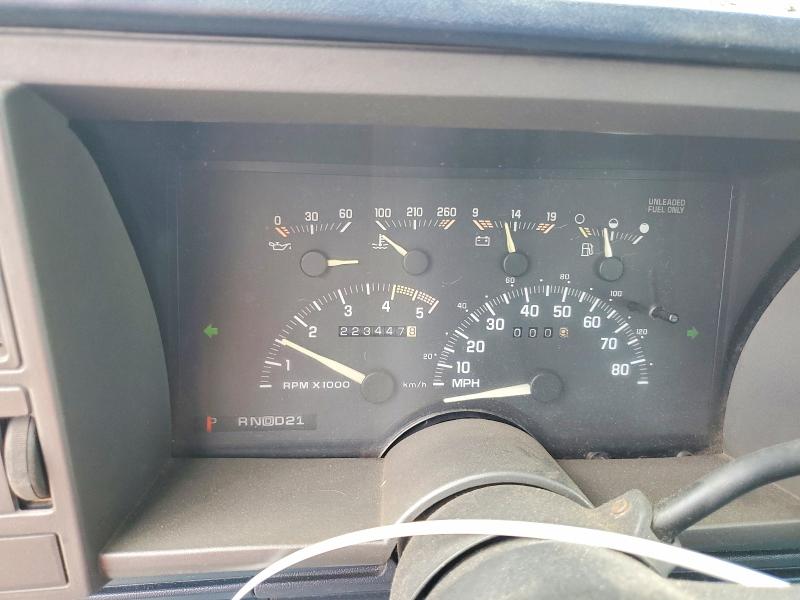 Продажа на аукционе авто 1993 Chevrolet Gmt-400, vin: 2GCFC29KXP1127578, номер лота: 58849746