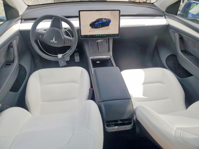 2025 Tesla Model Y მანქანა იყიდება აუქციონზე, vin: 7SAYGDEF6SA352748, აუქციონის ნომერი: 55920856