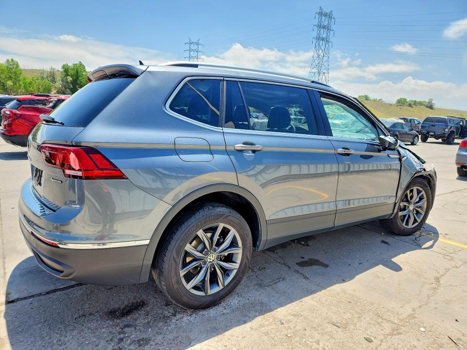 56617596 :رقم المزاد ، 3VVMB7AX1RM011228 vin ، 2024 Volkswagen Tiguan مزاد بيع