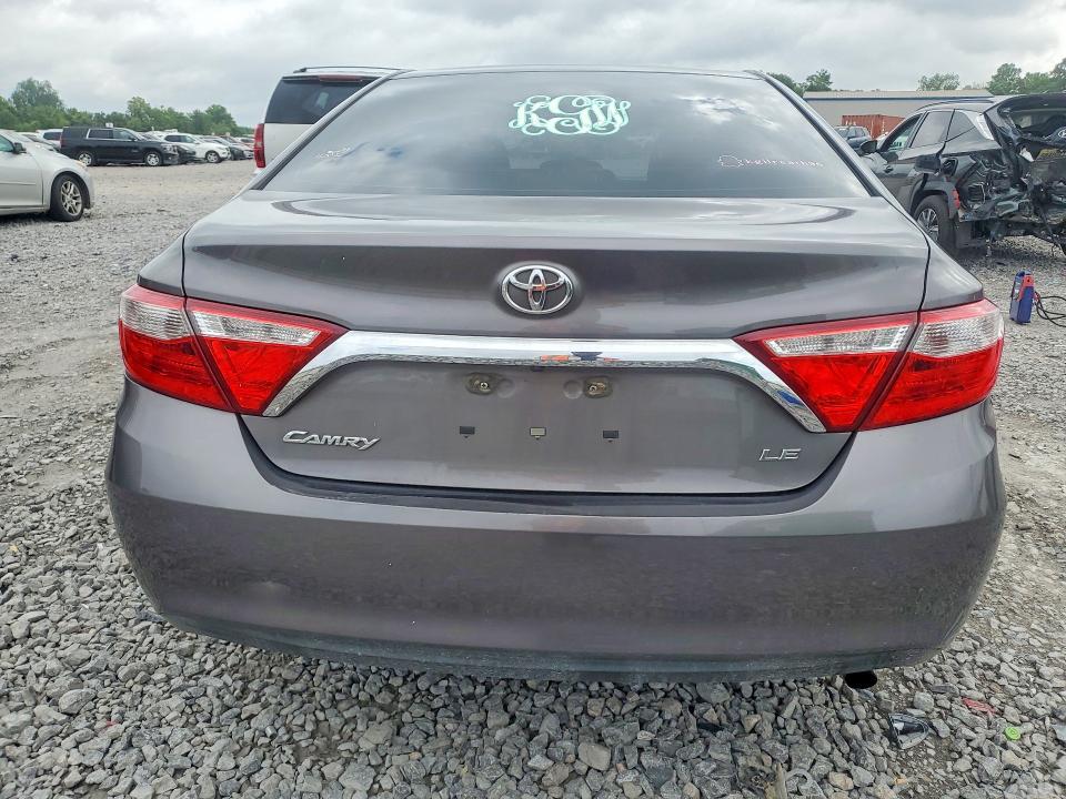 2017 Toyota Camry მანქანა იყიდება აუქციონზე, vin: 4T1BF1FKXHU422671, აუქციონის ნომერი: 58206556