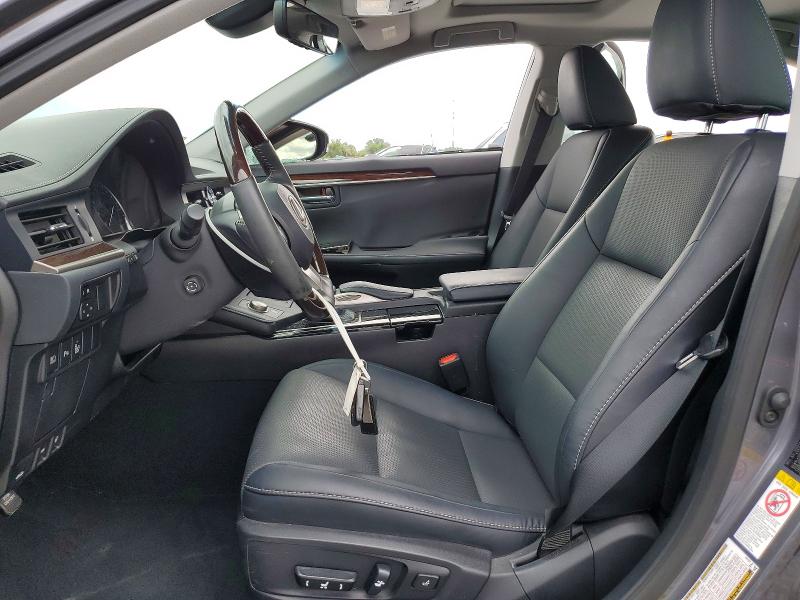 56951946 :رقم المزاد ، 58ABK1GG6JU087574 vin ، 2018 Lexus Es مزاد بيع