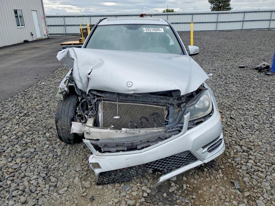 59316686 :رقم المزاد ، WDDGF8AB1DG081542 vin ، 2013 Mercedes-benz C مزاد بيع