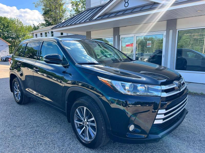 2018 Toyota Highlander მანქანა იყიდება აუქციონზე, vin: 5TDJZRFH6JS558378, აუქციონის ნომერი: 58086606