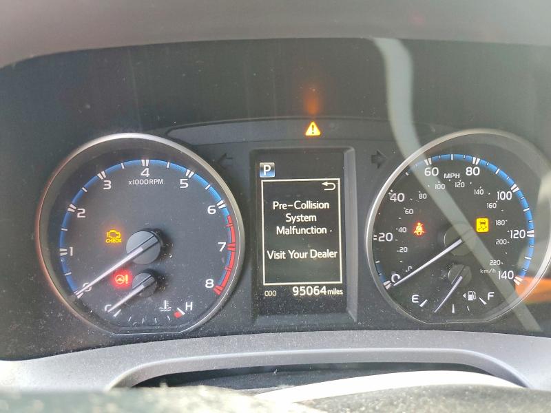 55907106 :رقم المزاد ، JTMZFREV9JJ204144 vin ، 2018 Toyota Rav4 مزاد بيع