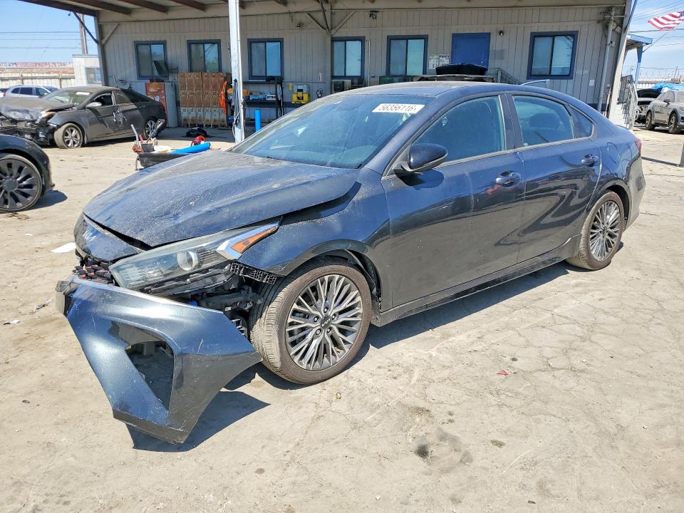 56356116 :رقم المزاد ، 3KPF54AD2NE473000 vin ، 2022 Kia Forte مزاد بيع