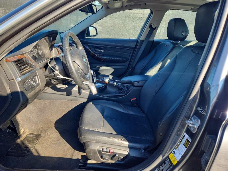 2015 Bmw 328 მანქანა იყიდება აუქციონზე, vin: WBA3B3C54FF545587, აუქციონის ნომერი: 58286456