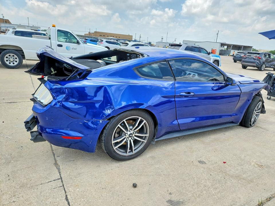 58123046 :رقم المزاد ، 1FA6P8TH4F5403499 vin ، 2015 Ford Mustang مزاد بيع