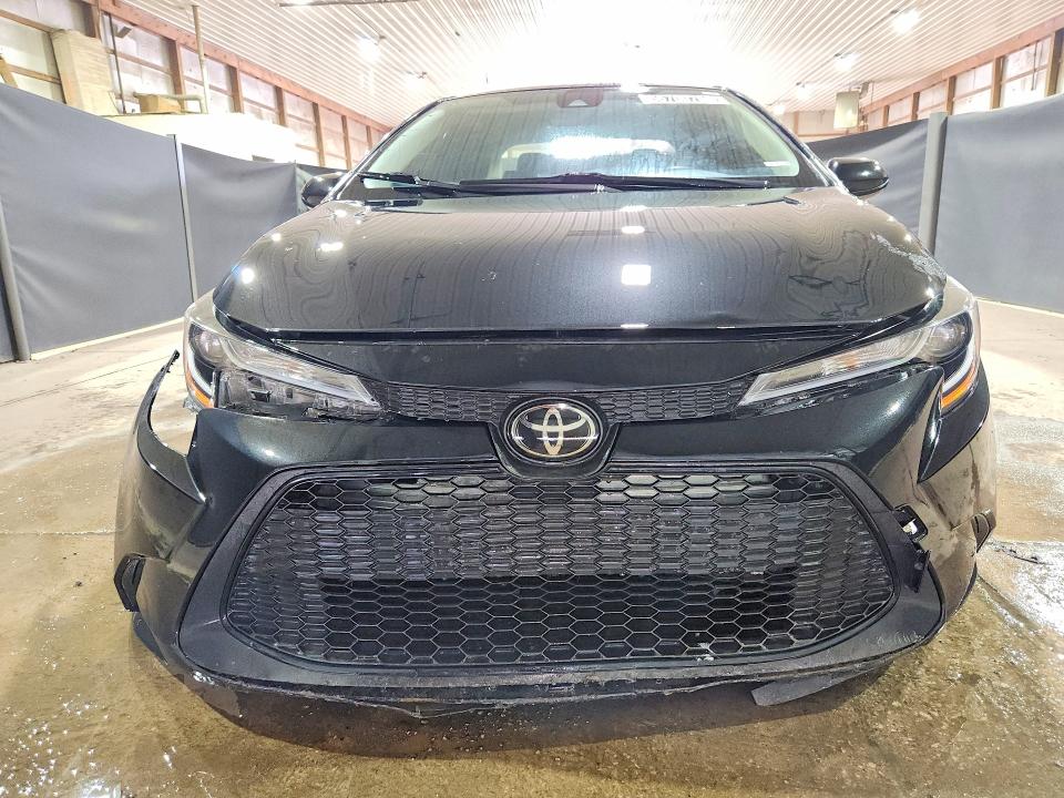 55700786 :رقم المزاد ، JTDEPMAE4MJ188881 vin ، 2021 Toyota Corolla مزاد بيع
