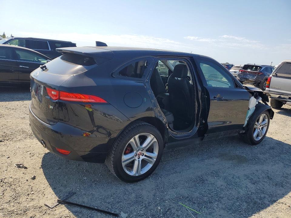 2017 Jaguar F-pace მანქანა იყიდება აუქციონზე, vin: SADCL2BV2HA061479, აუქციონის ნომერი: 58104366