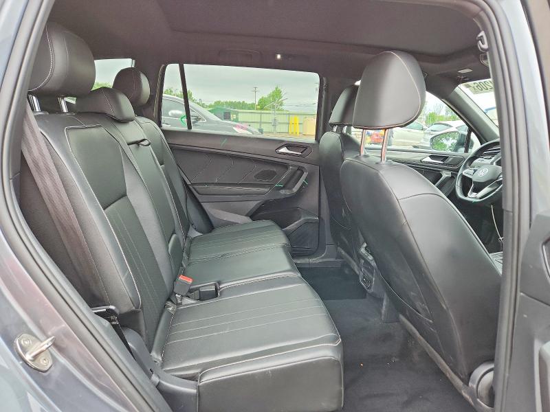 57404206 :رقم المزاد ، 3VV8B7AX8NM126095 vin ، 2022 Volkswagen Tiguan مزاد بيع