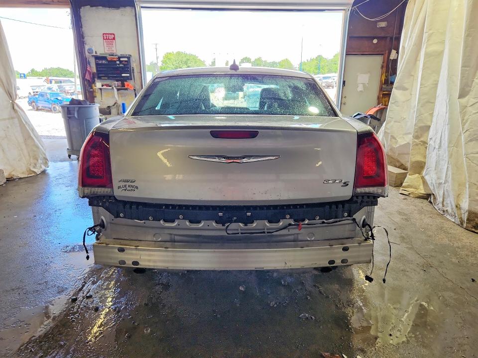 Продажа на аукционе авто 2016 Chrysler 300, vin: 2C3CCAGG4GH182860, номер лота: 57873186